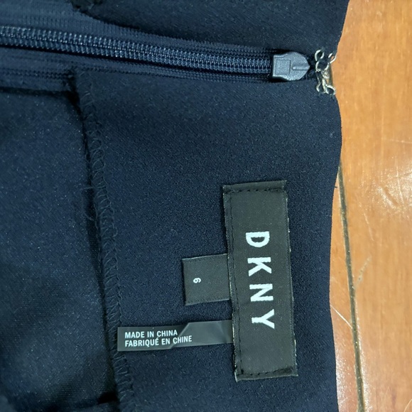 Navy Pencil Skirt - Picture 4 of 4